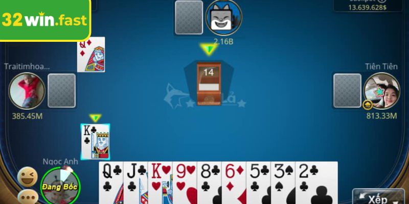 Giao diện bàn chơi phỏm 32Win hiện đại